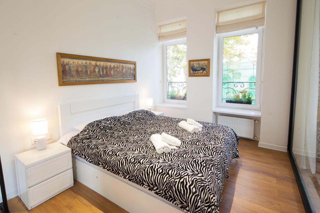 Deluxe Machabeli Apartament